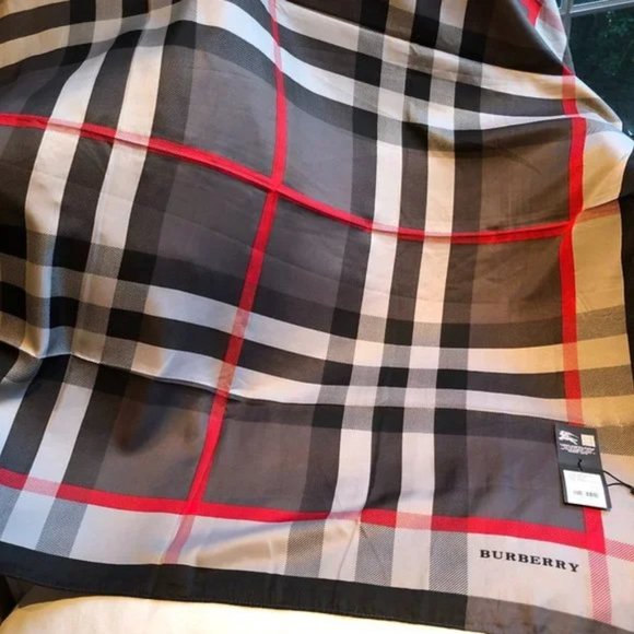 Bookmark & Save - Welcome to Wein's Wardrobe - Picture 16 of 16